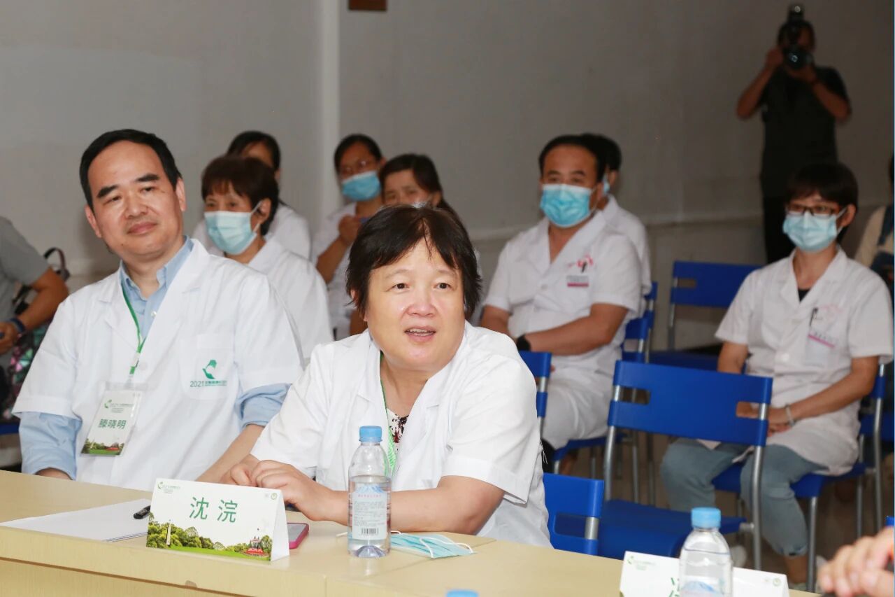 cbd0117c04389c9e428ff610371abf61.jpg